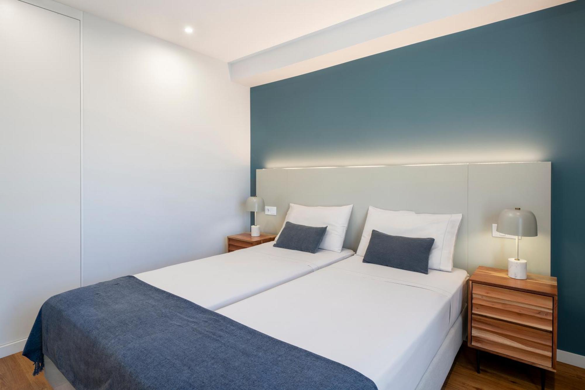 Atlantic Blue 1 - City Center With Garage 푼샬 외부 사진