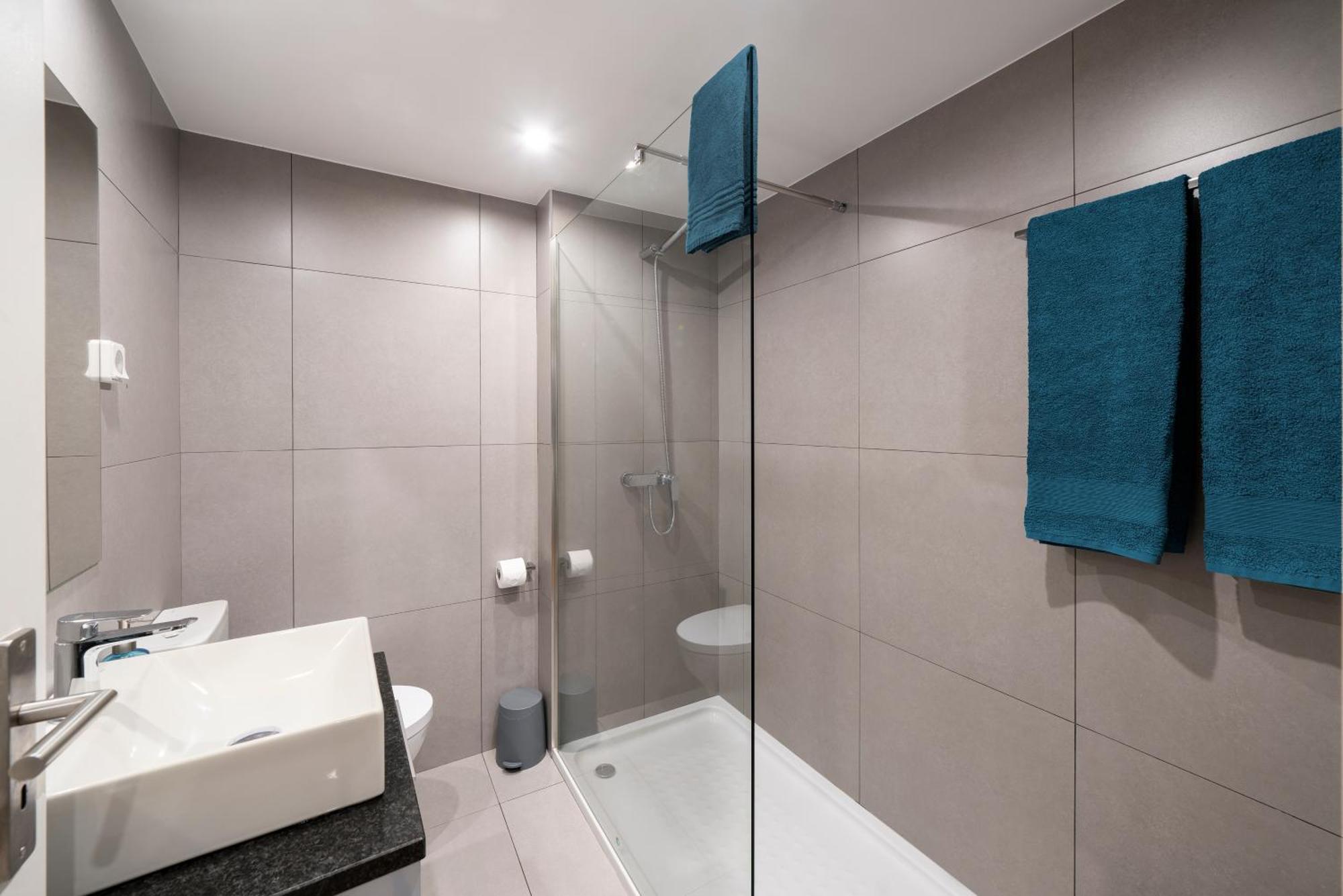 Atlantic Blue 1 - City Center With Garage 푼샬 외부 사진